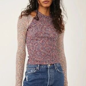 Free People Out Of Control‎ Tee Size Small Cut Out Shoulders